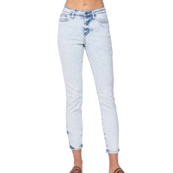 Judy Blue Denim - Judy Blue High Rise Slim Fit Jeans Size 30